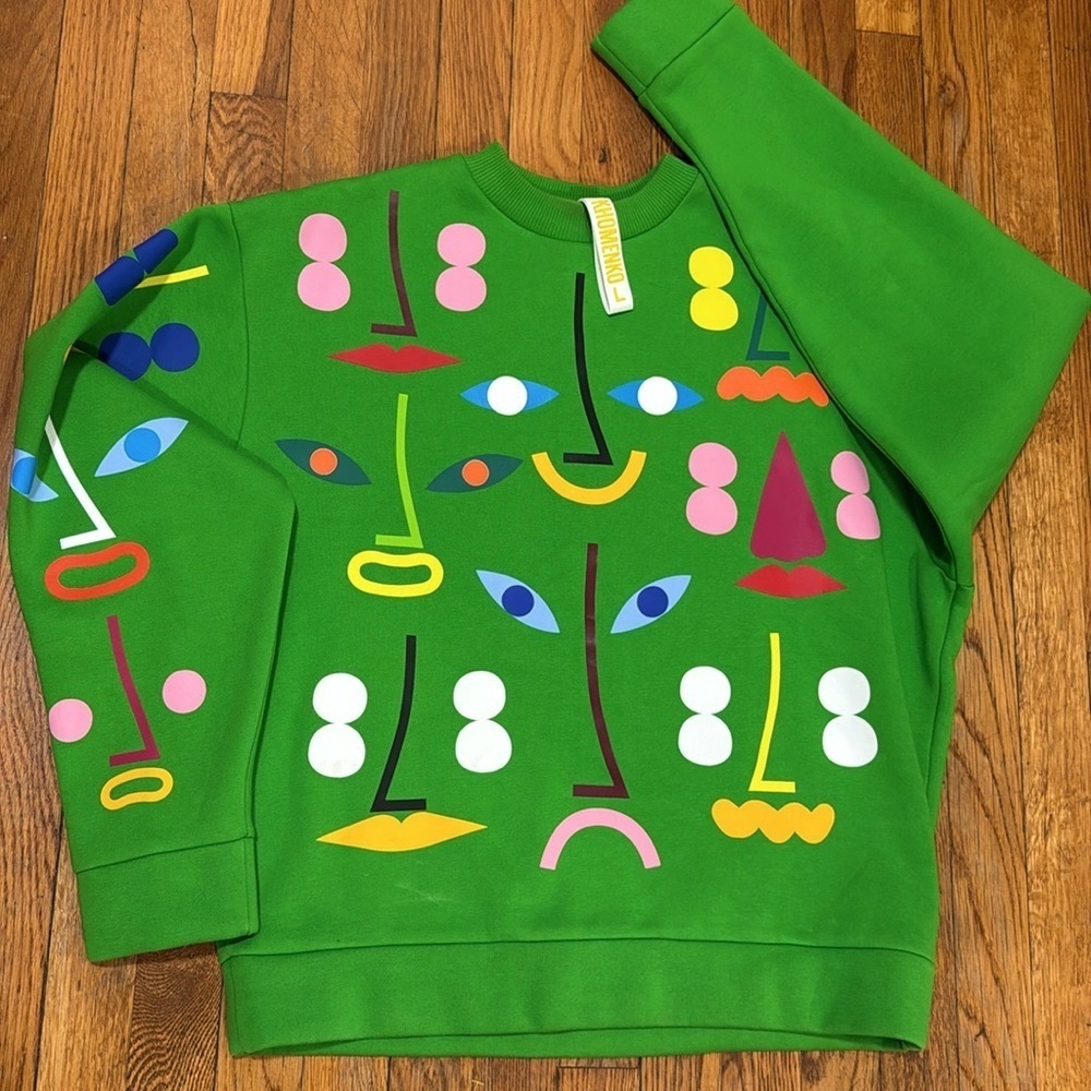 NWOT RCR KHOMENKO Colorful Graphic crewneck sweatshirt size L Ukraine concept